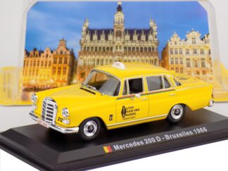 AKCIA : MERCEDES BENZ 200 TAXI BRUSEL 1966 - 1:43 DeA