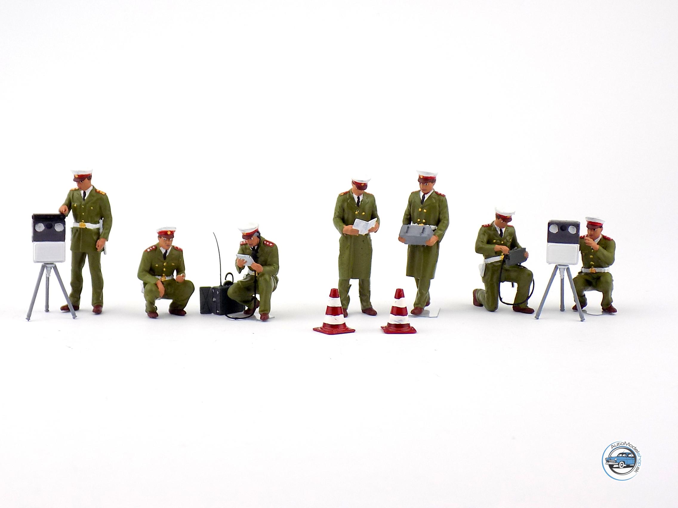 Veľký set 7 ks dopravákov Verejnej bezpečnosti s príslušenstvom 1:43