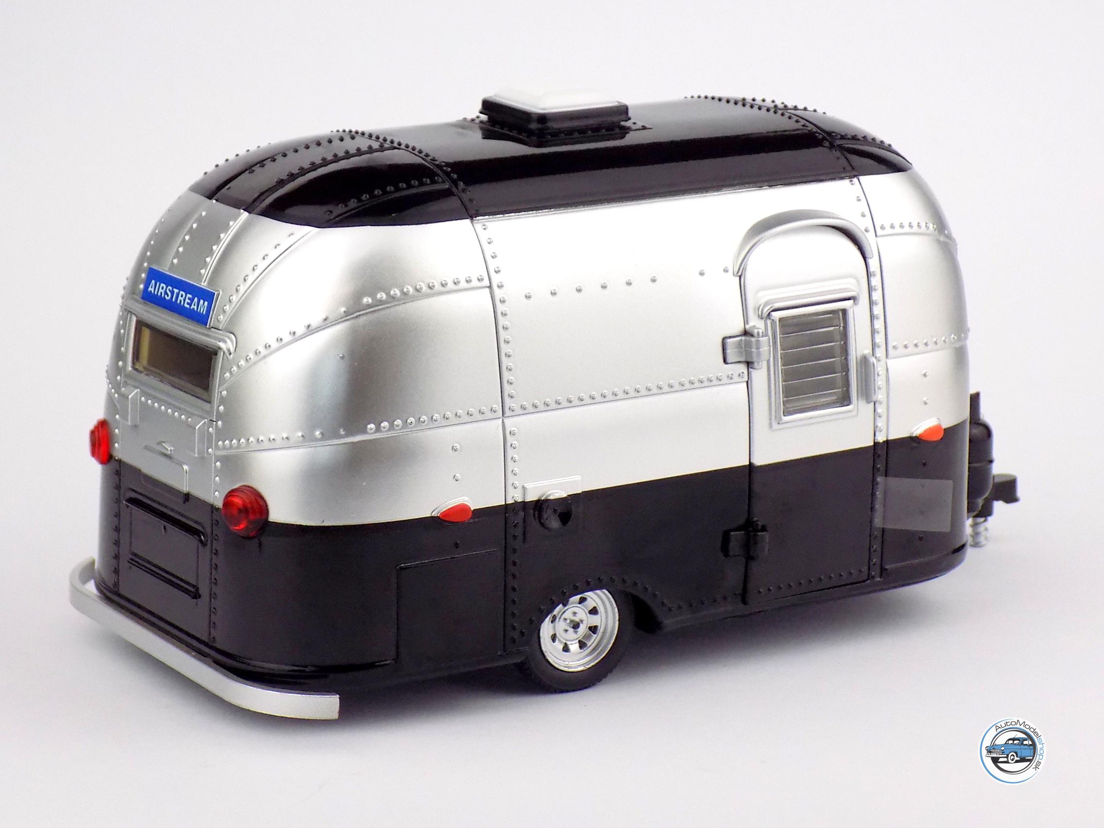 OBYTNÝ PRÍVES BAMBI AIRSTREEM - 1:24 GREENLIGHT – Obrázok 3