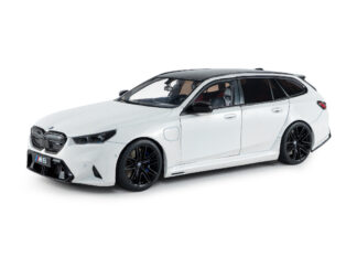 BMW M5 TOURING ALPINA WHITE 2025 - 1:18 SOLIDO