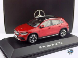 MERCEDES BENZ GLA-CLASS (H247) 2020 – 1:43 SPARK