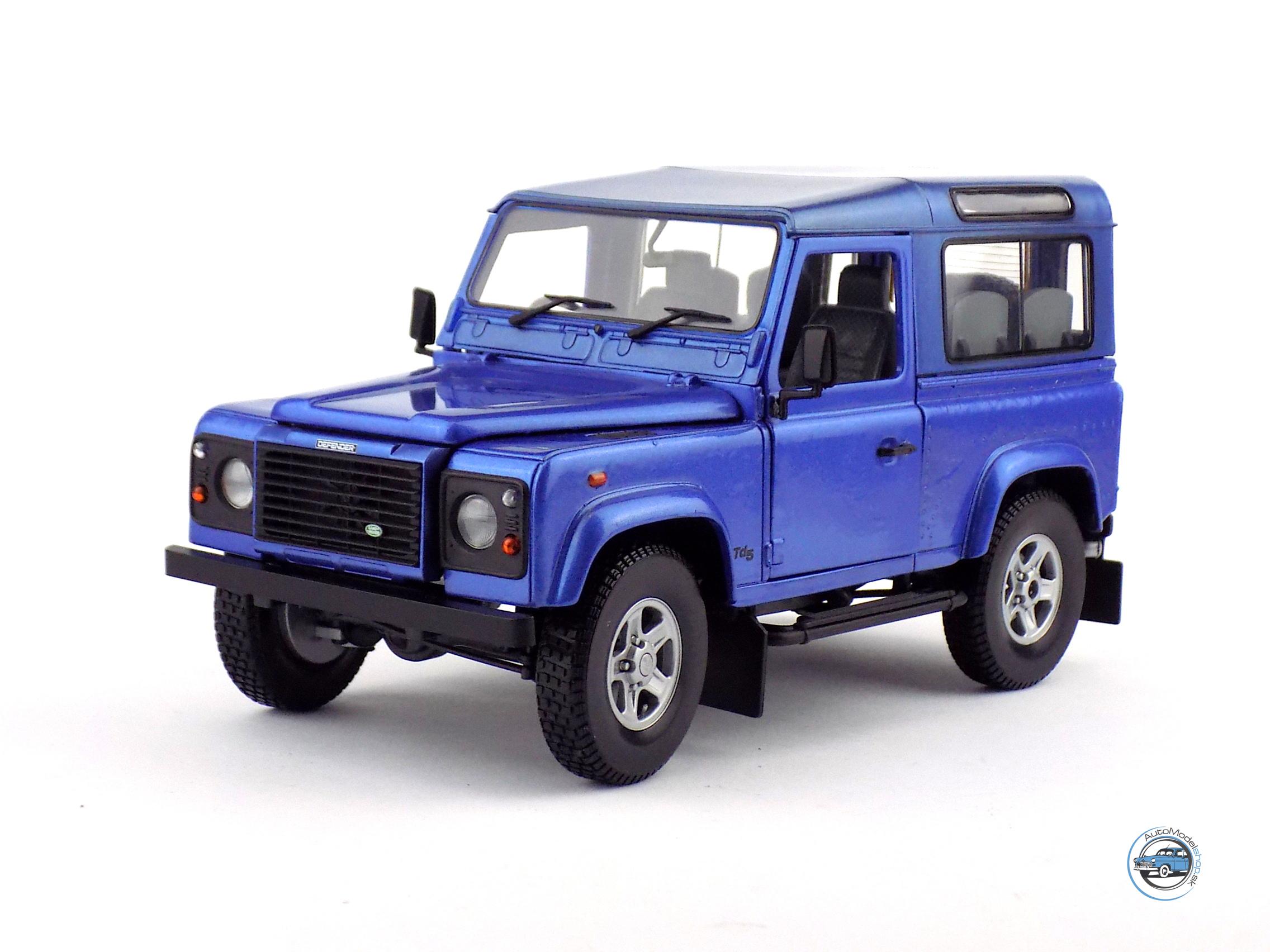 LAND ROVER DEFENDER 90 - 1:18 UNIVESAL HOBBIES – Obrázok 2