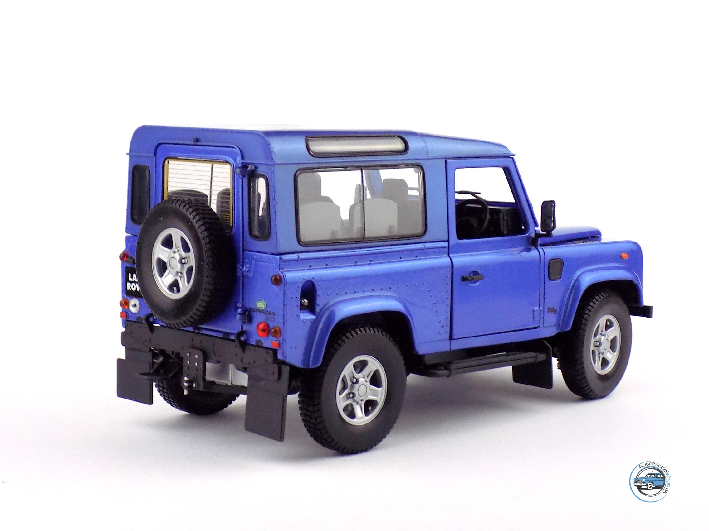 LAND ROVER DEFENDER 90 - 1:18 UNIVESAL HOBBIES – Obrázok 3
