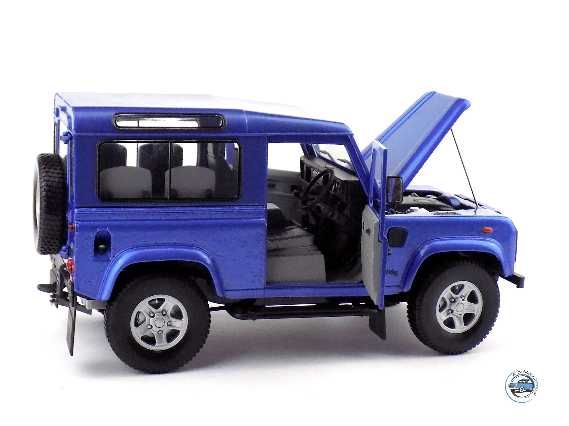 LAND ROVER DEFENDER 90 - 1:18 UNIVESAL HOBBIES – Obrázok 4