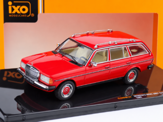 MERCEDES BENZ 200T S123 - 1:43 IXO