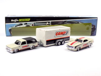 CHEVROLET CAMARO A CHEVROLET BLAZER S PRÍVESOM - 1:64 MAISTO